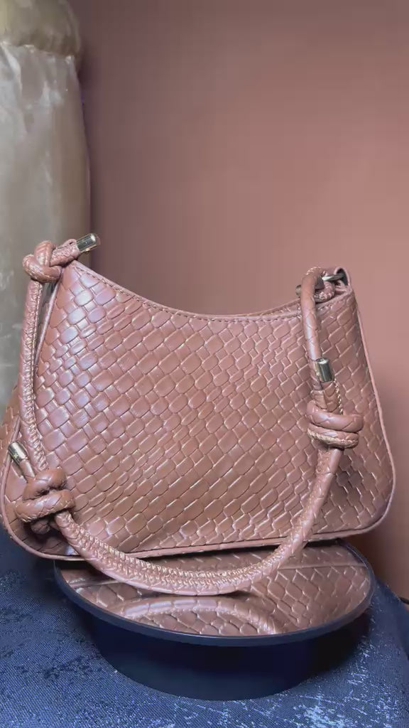Elegant Woven Shoulder Bag